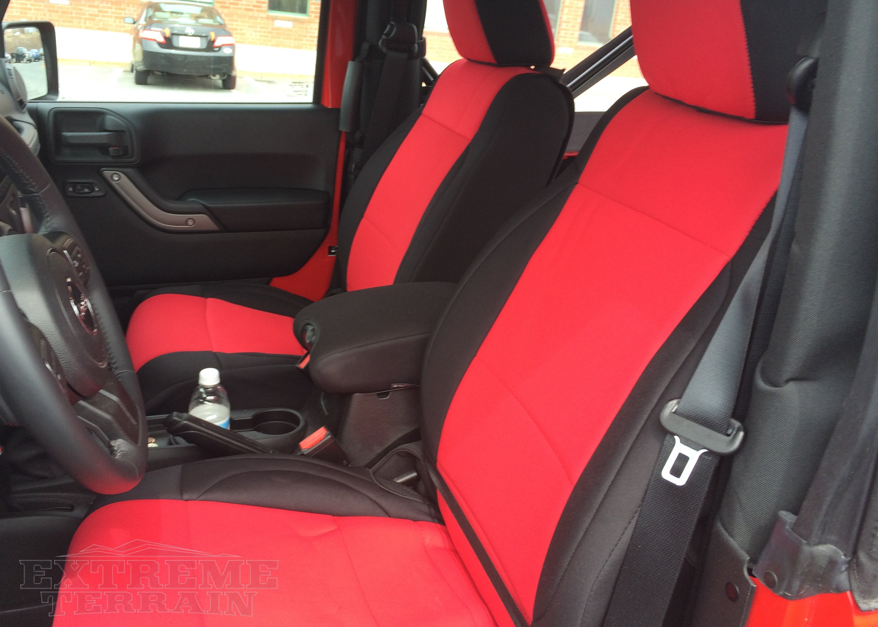 2014 2-Door Wrangler with Red Seat Covers
