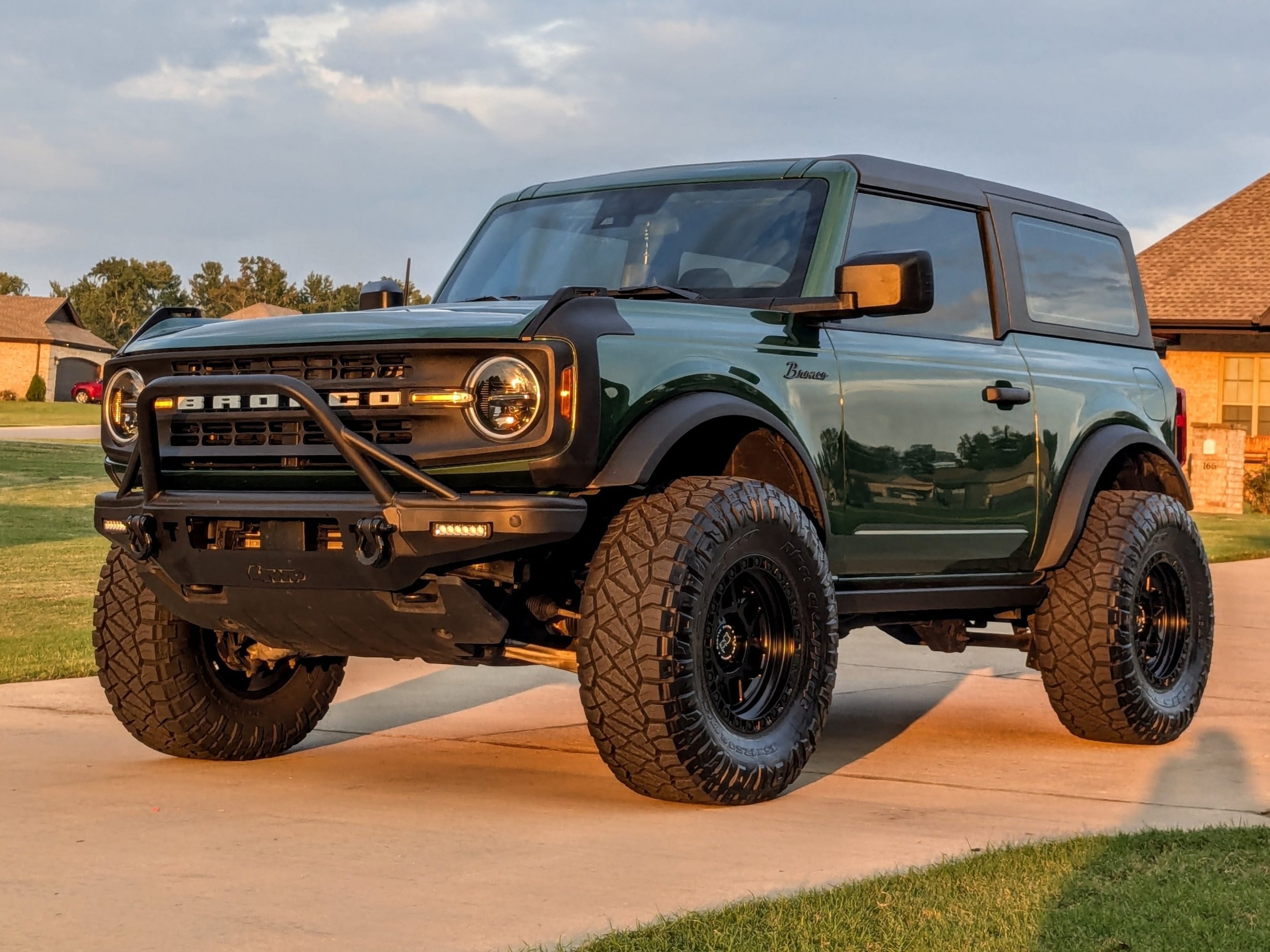 Should You Lift a Ford Bronco