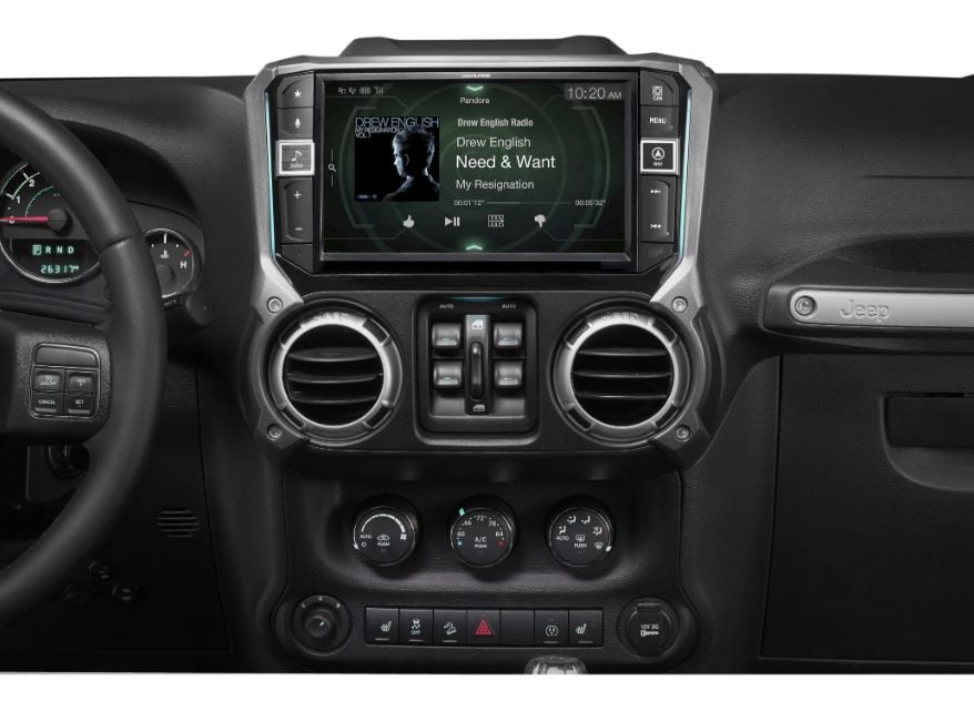 Alpine Stereo Comparison i209 and X209