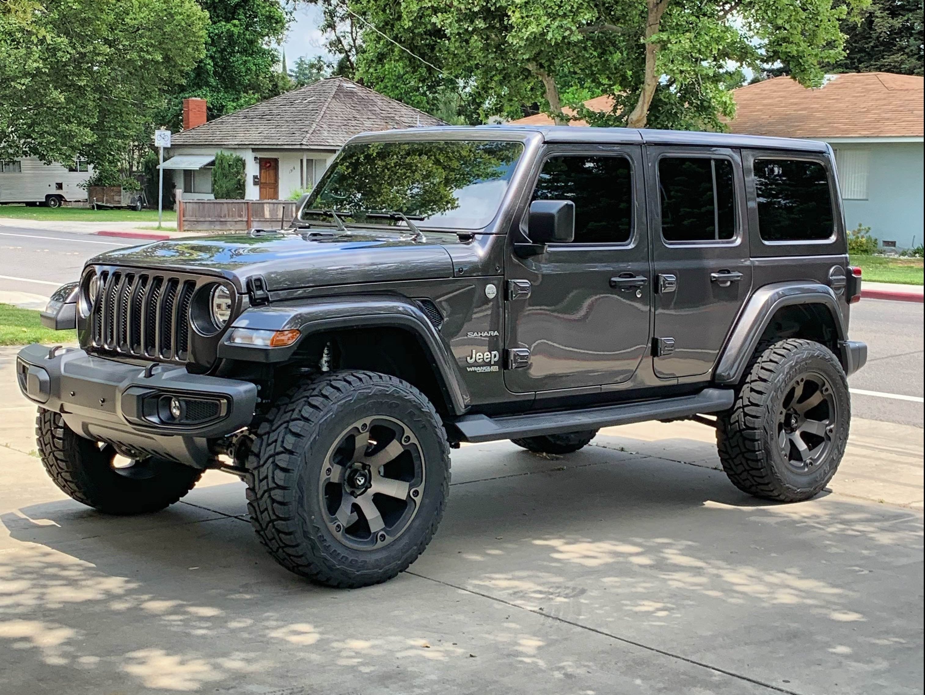 Lift Kits 101: The Do's and Don't to Lifting Your Jeep