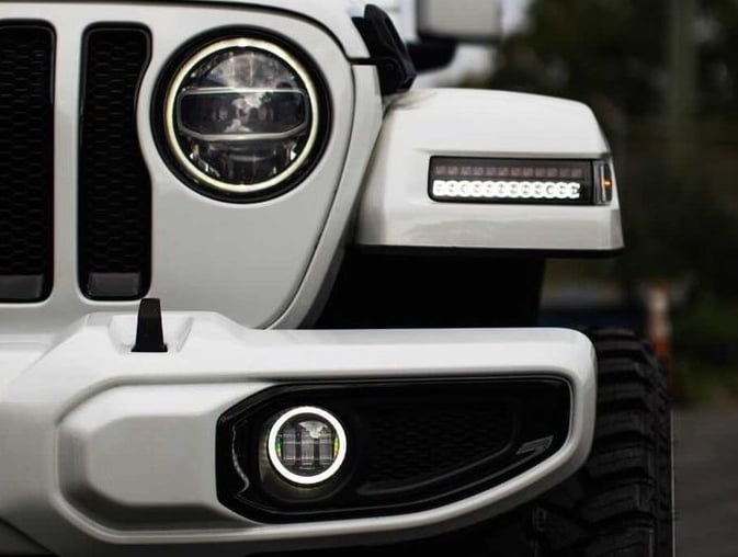 The Differences Between Fog Lights & Driving Lights