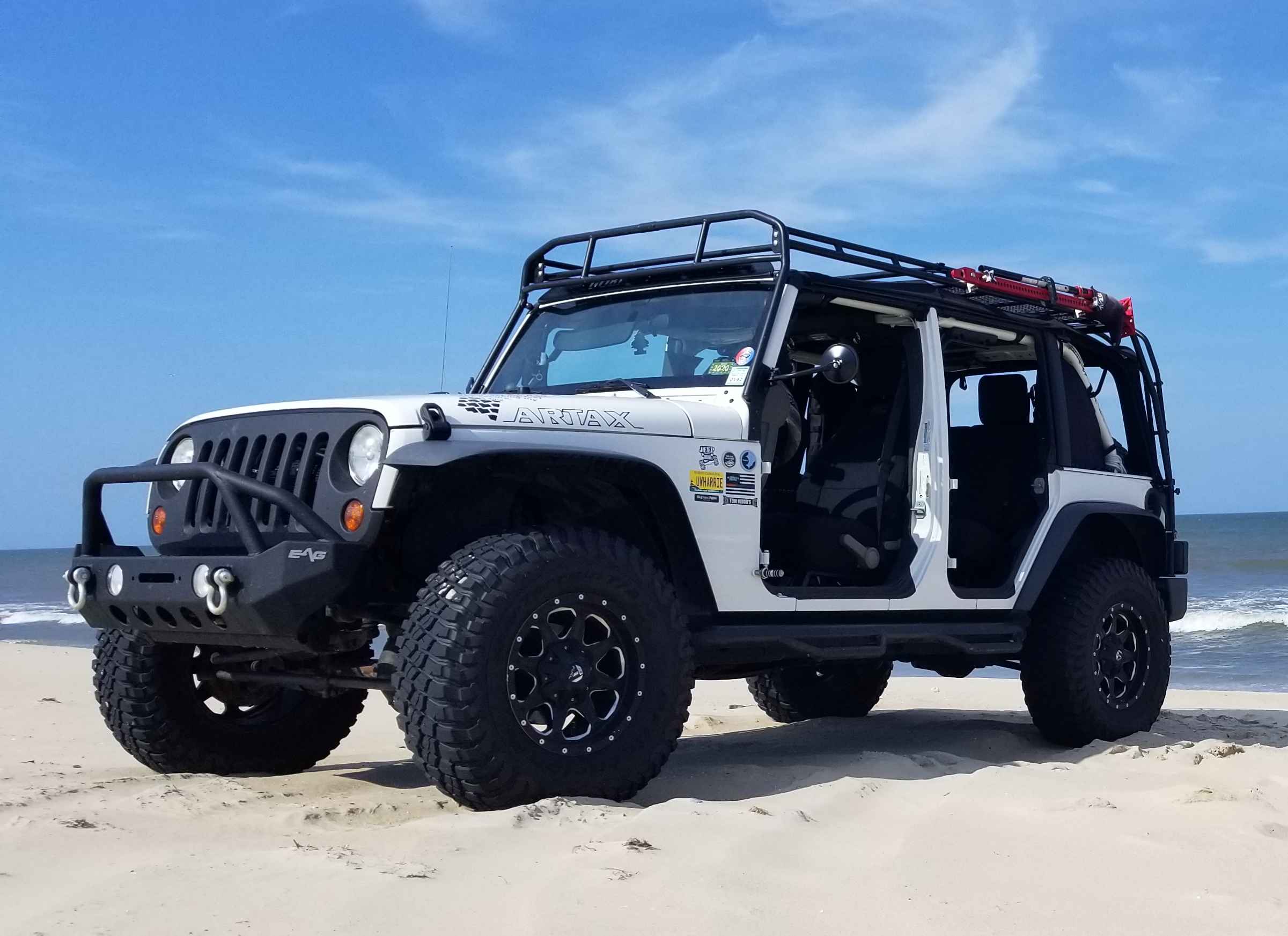 Stay Cool with the Bestop Sunrider Soft Top