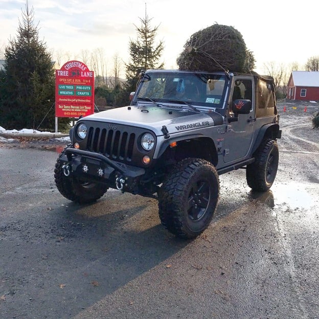 Jeep Tire Sizing Guide: How To Choose the Right Tire Size Based on Your Jeep Model