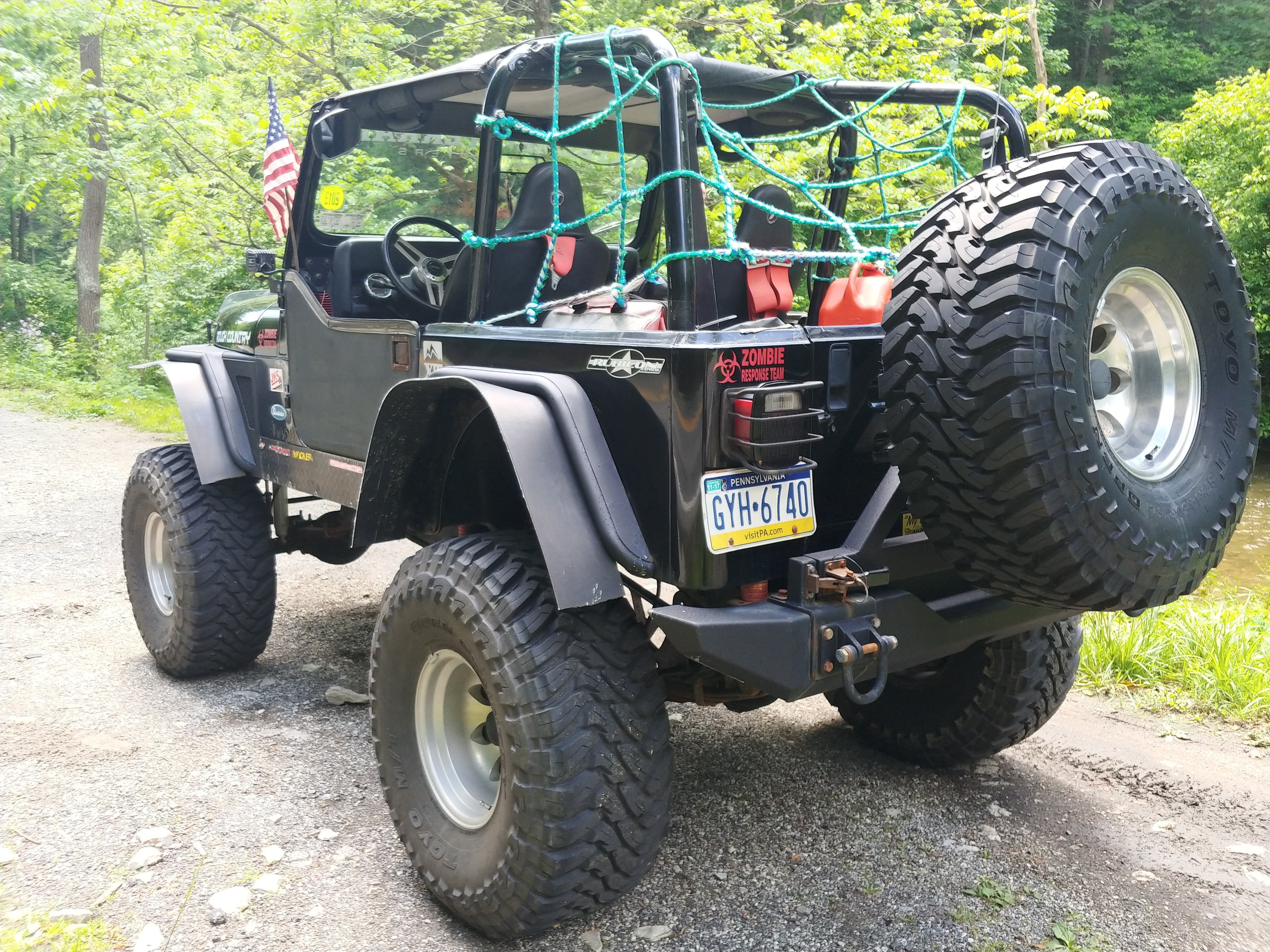 CJ-Series Spare Tire Carrier Solutions