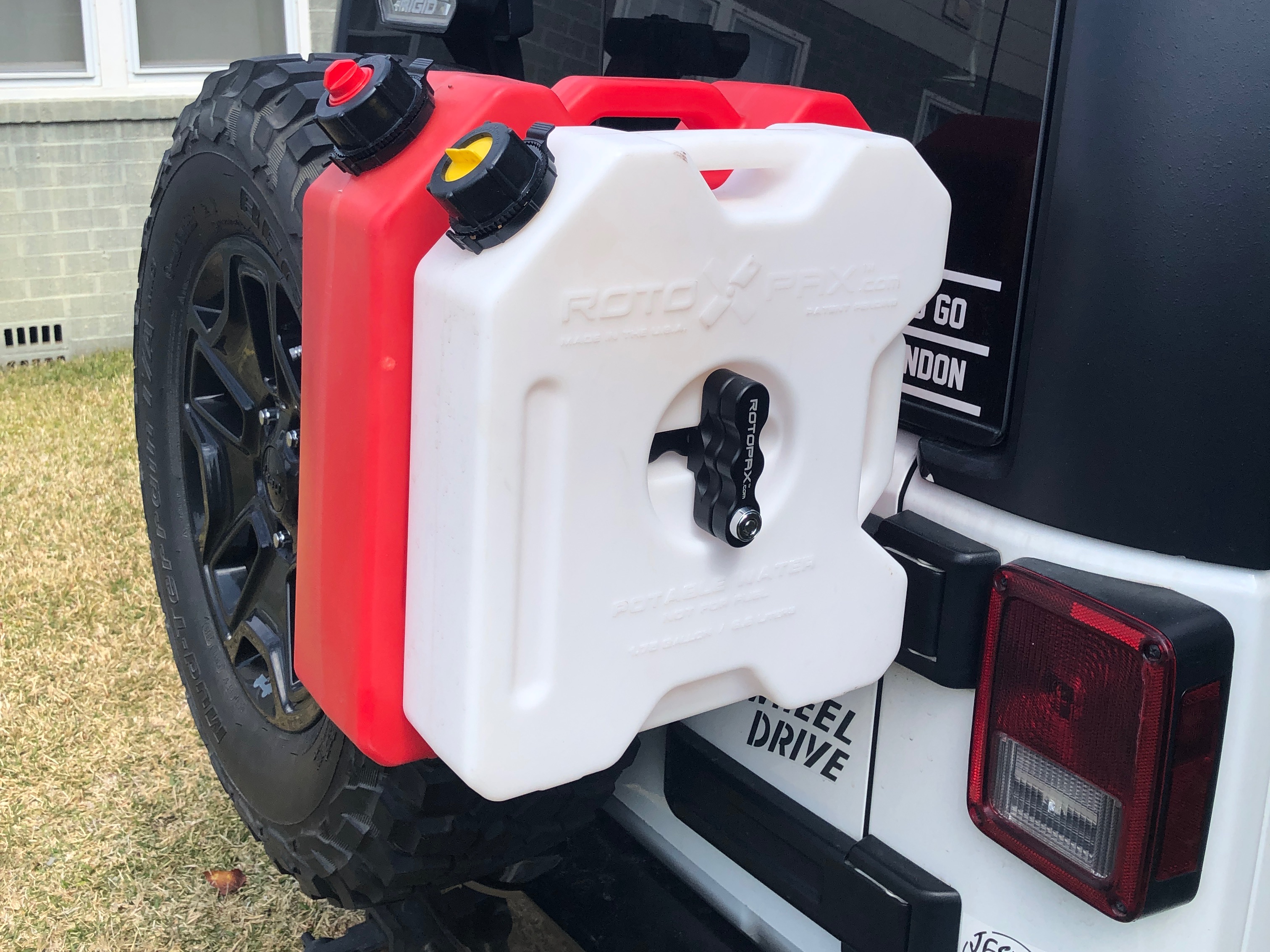 Jeep Jerry Cans. You want'em, we got'em, here at the Morris 4x4 Center