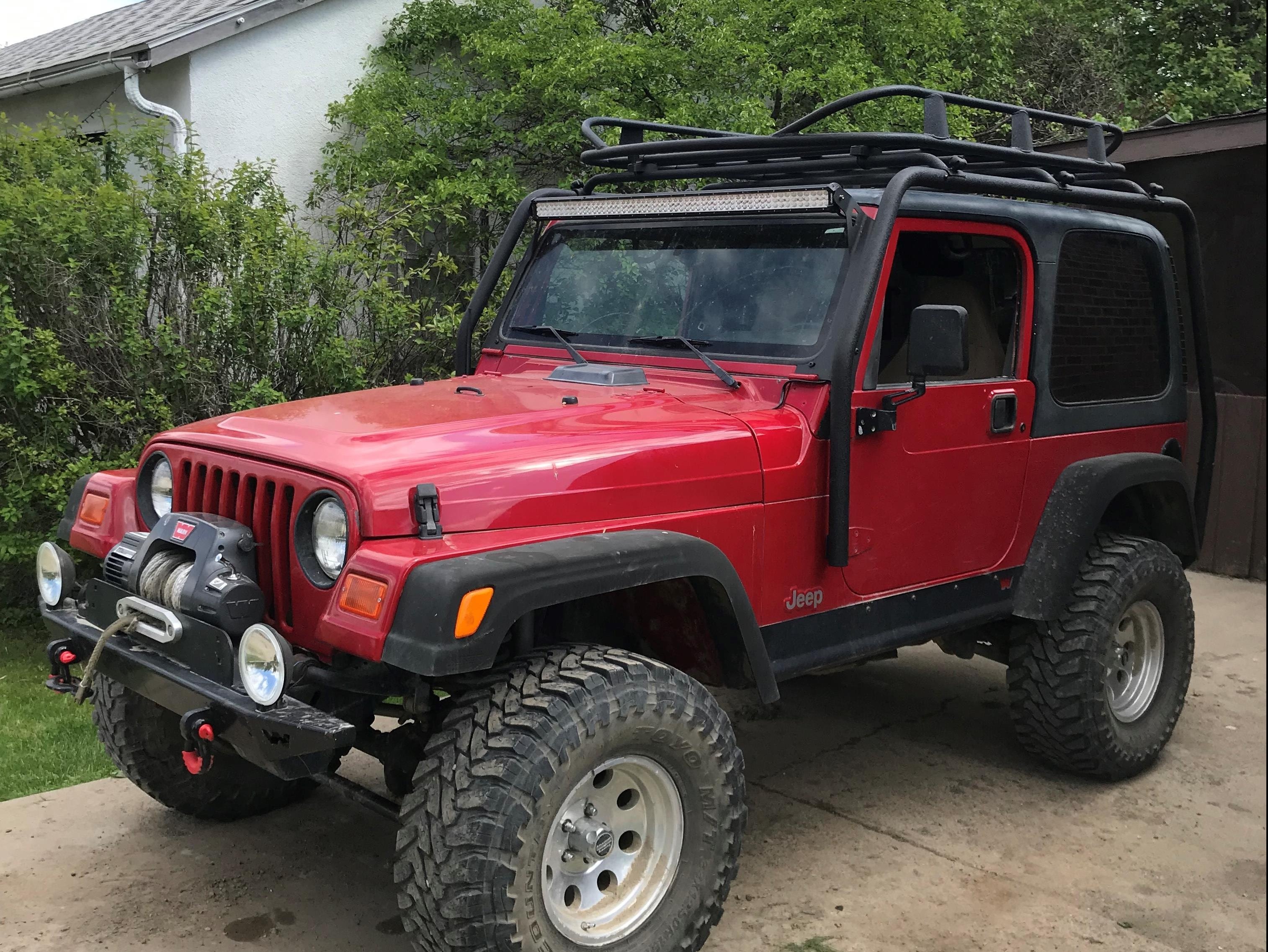 What's the Best Jeep Roof Rack That's Right for You?