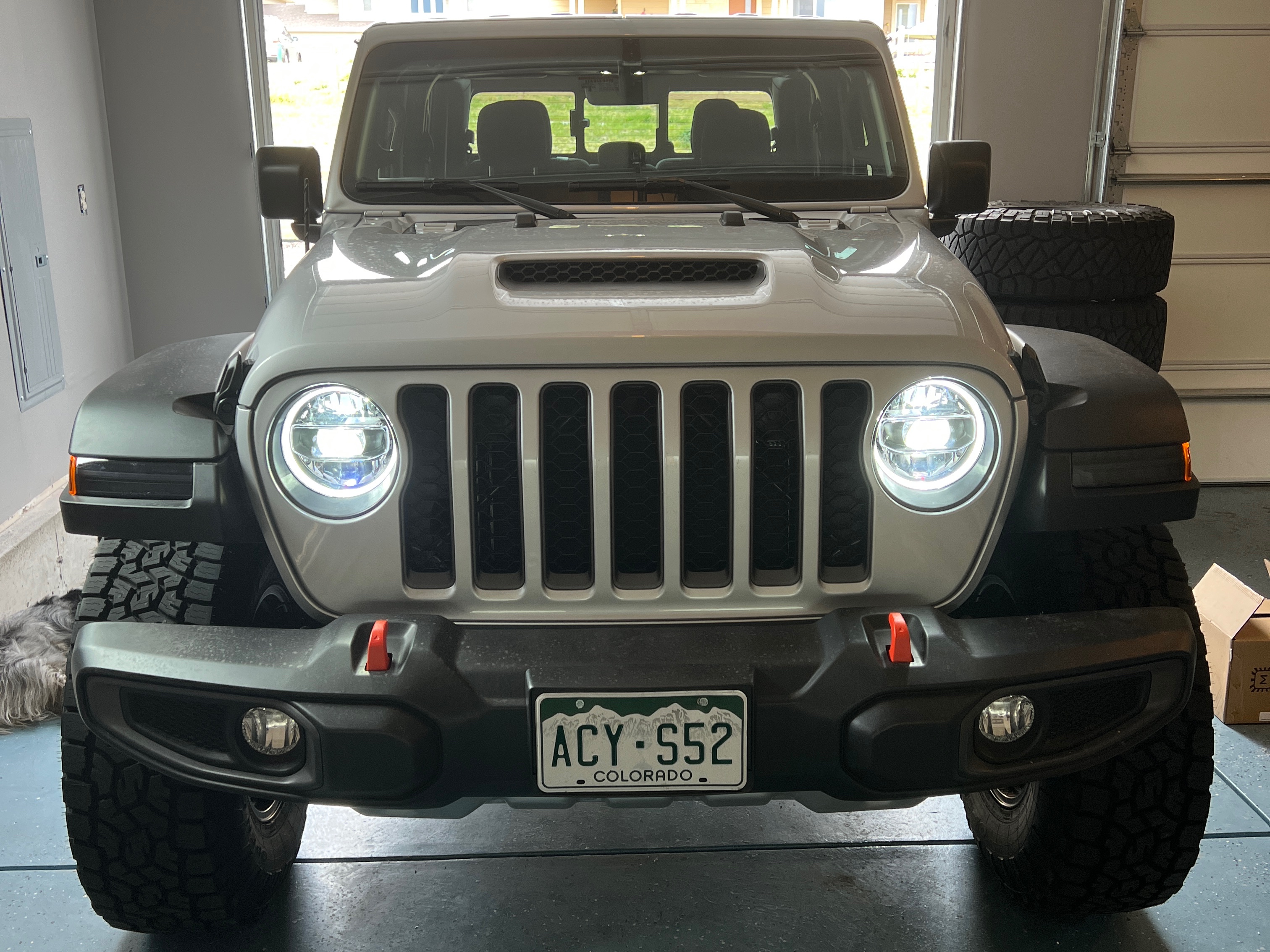 Jeep Tire Sizing Guide: How To Choose the Right Tire Size Based on Your Jeep Model