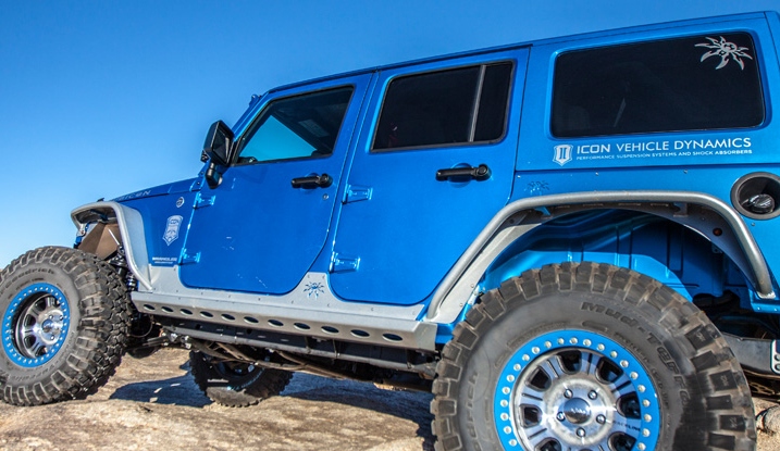 Jeep Wrangler dual top option with hard top and soft top