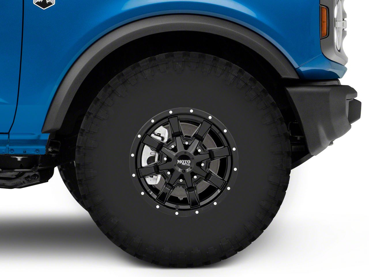 Bronco 16x8 Moto Metal MO970 & 35in Mickey Thompson Mud-Terrain