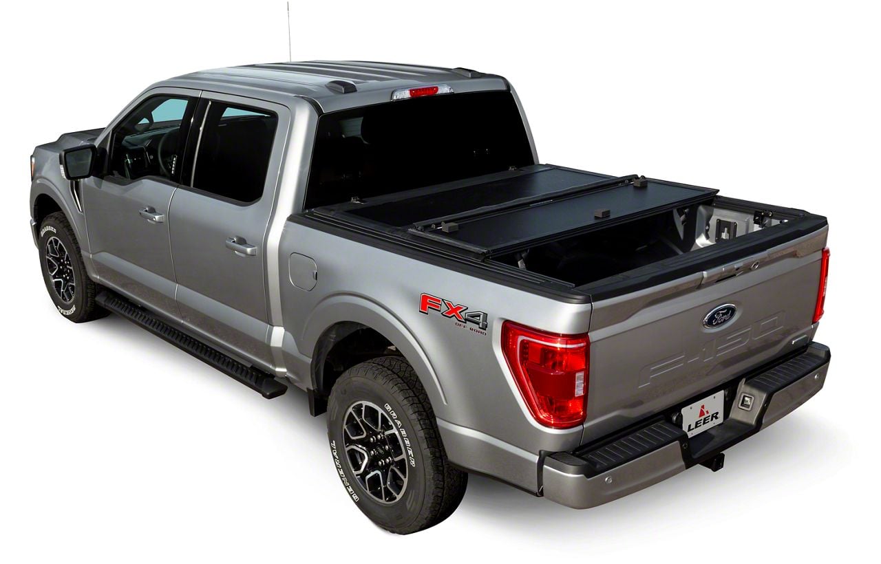 タコマ　2016〜2023 LEERハードシェル LEER Tacoma HF350M Hard Folding Tonneau Cover TT29795 (16-23