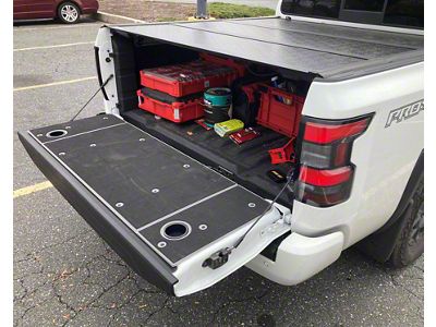 BillieBars Tailgate Cover with Integrated Cup Holders (22-25 Frontier)