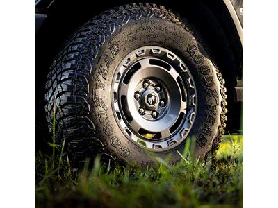 Ford Performance Everglades Carbonized Gray 6-Lug 5-Wheel Kit with TPMS Sensors; 17x8.5; 30mm Offset (21-25 Bronco, Excluding Raptor)