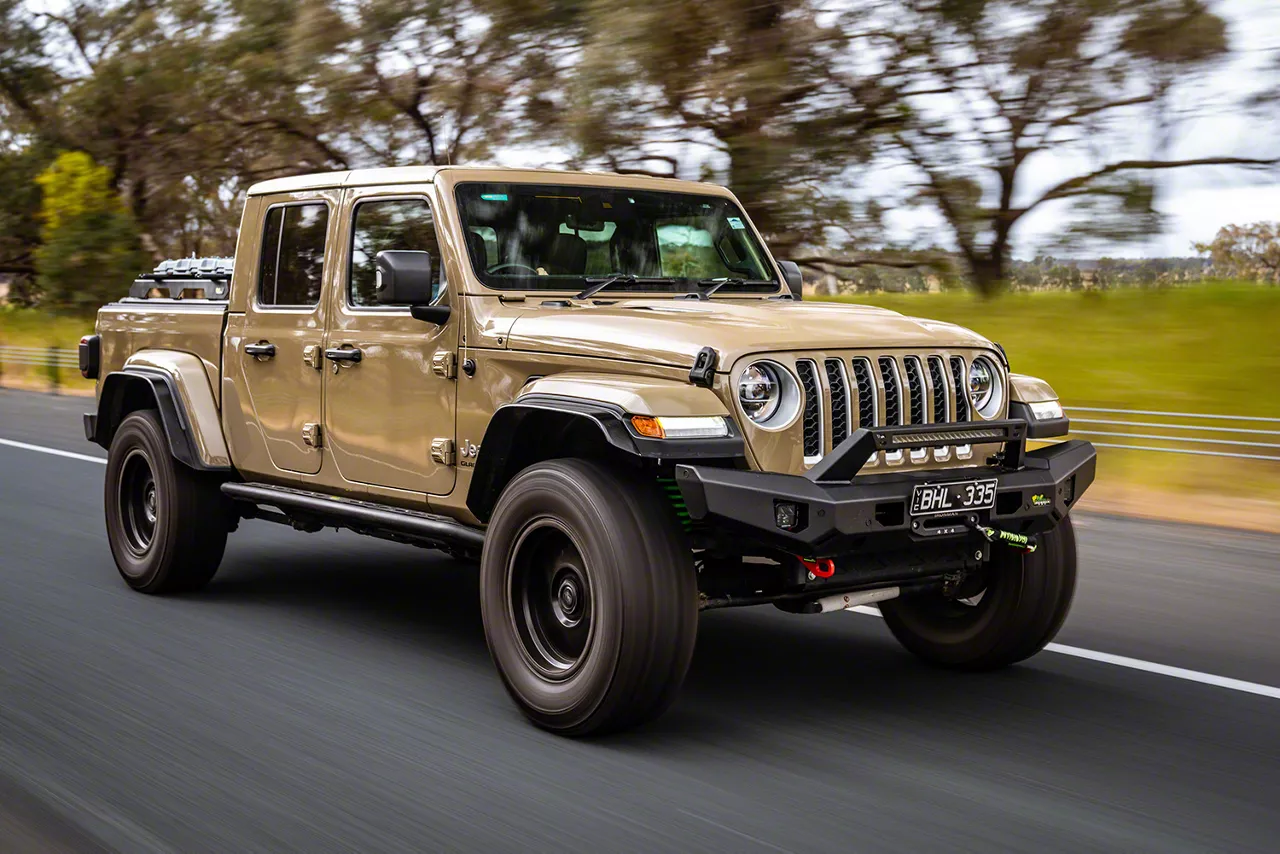 ironman-4x4-jeep-gladiator- ironman-4x4-jeep-gladiator-
