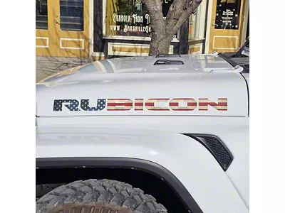 RUBICON Hood Decal; Distressed American Flag (20-25 Jeep Gladiator JT)