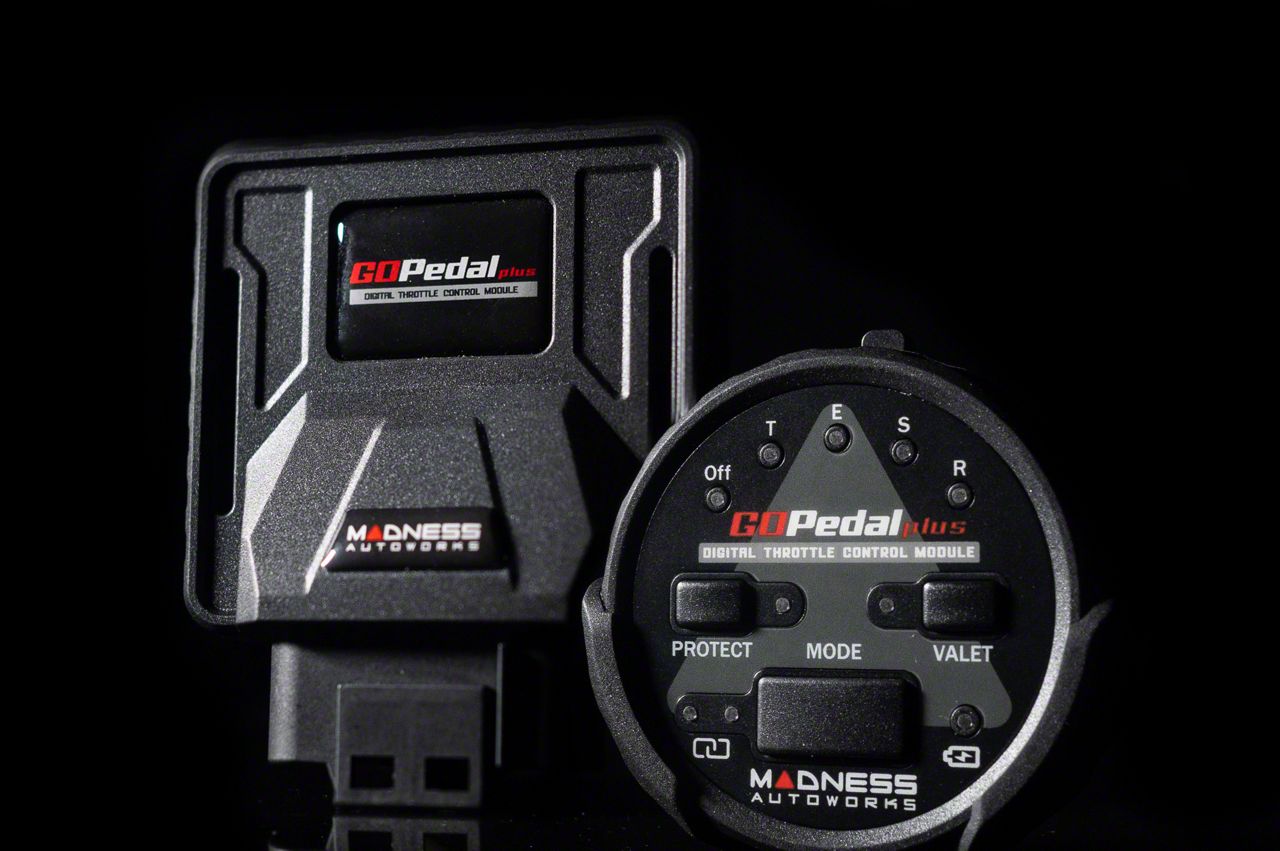 MADNESS Autoworks Jeep Wrangler GOPedal Plus Throttle Response