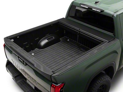 Roll-N-Lock M-Series XT Retractable Bed Cover (22-25 Tundra)