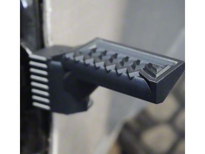 Steinjager JagerPeg Footpeg Kit; Black (20-25 Jeep Gladiator JT)