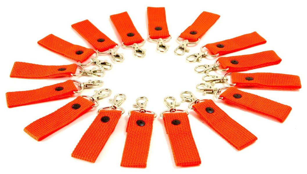 Steinjager Tundra Zipper Pull/Key Chain Fob; Black; 16-Pack