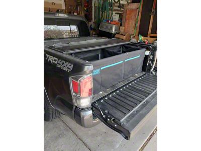 Tonneau Buddy Mid-Size (05-25 Tacoma)