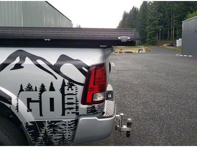 TruckBoss USA Expandable Bed Deck System; 8.50-Foot (16-24 Titan XD w/ 8-Foot Bed)