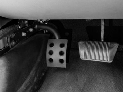 RedRock Steel Dead Pedal (07-18 Jeep Wrangler JK)